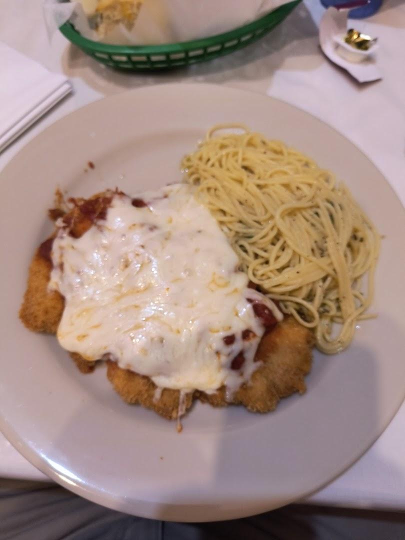 Ginno's Italian Restaurant